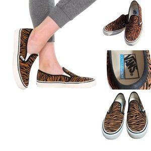 Vans‎ Slip On Ultra Crush Animal Print
Womens Size Size 8.5 Slip On Shoes